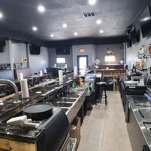 sushi and sashimi, interior