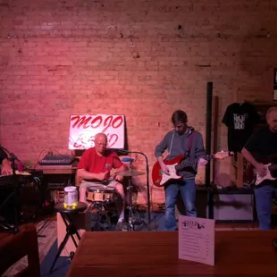The Mojo Band live at 202
