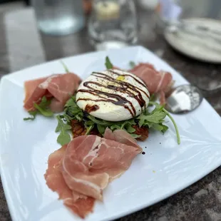 Burrata with prosciutto