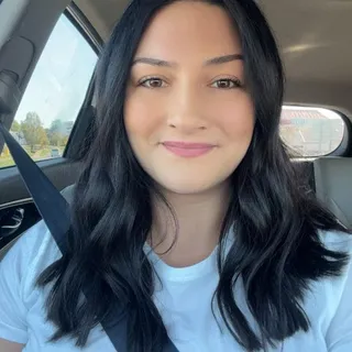 Amber R.