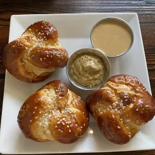 esthers german pretzel knots