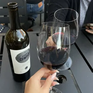 40% off bottle on Wednesdays