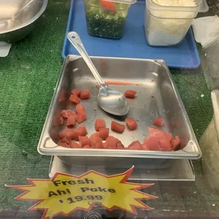Seems like they mix the poke to order