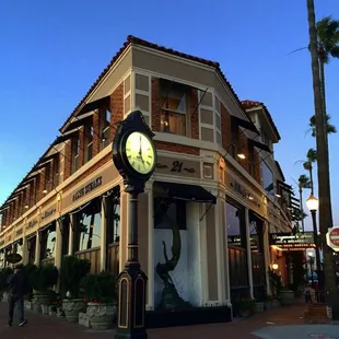 Iconic Newport Beach Landmark