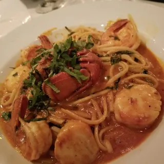 Seafood Linguini Fra Diablo