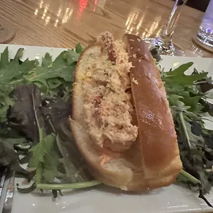 Lobster roll