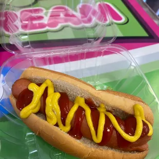 Hotdog(Super small &amp; unimpressive)