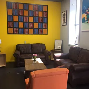 Comfy lounging and Internet bar