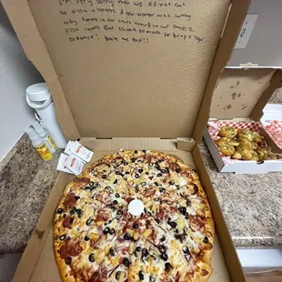 Xl 16&quot; 1 Topping Pizza with black olives, added pineapple, onion, and pepperoni.