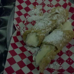 Cannoli