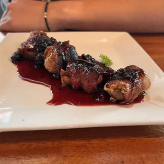 BACON WRAPPED GOAT CHEESE FIGS