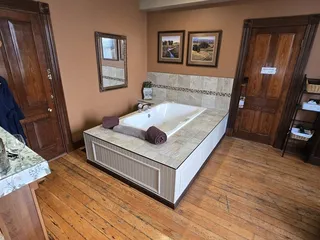 Weller Haus Bed, Breakfast & Event Center