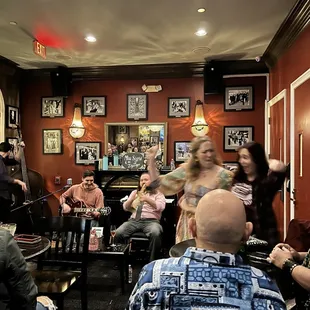 a group of people in a restaurant