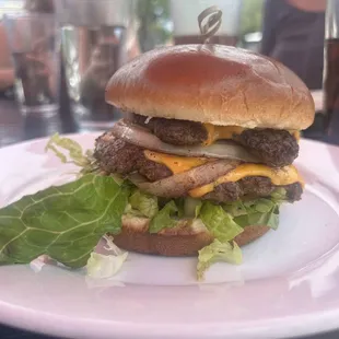 Niki&apos;s Smashburger