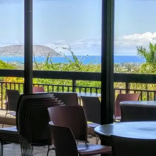 Enjoy the beautiful view of Diamond Head when dining in