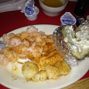 Broiled shrimp, flounder, and scallops