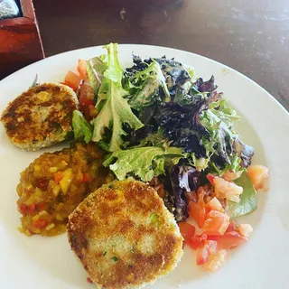 Crabcakes with Mango Chutney