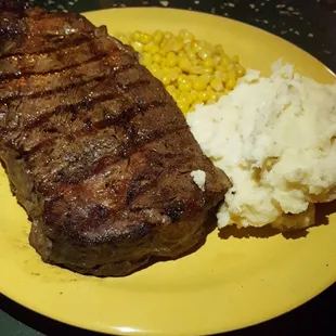 Thursday Night Steak Special: 20 oz Steak with Mashed Potatoes and Corn