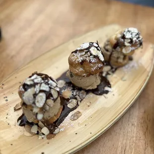 Profiteroles
