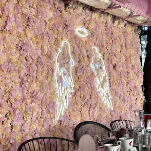 Exterior decor is so fabulous