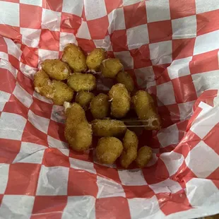 Fried Garlic Cheese Curds