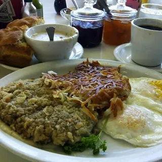 Chicken Fried Steak 'n' Eggs
