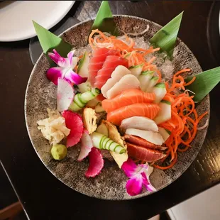 sushi and sashimi, sashimi, sushi, food