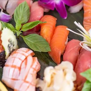 sushi and sashimi, sashimi, sushi, food