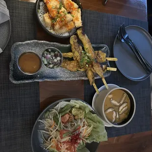 Papaya Salad ** (GF) Chicken Satay (4 pcs)  Crispy Tofu (VG) Tom Yum Soup ** (GF)