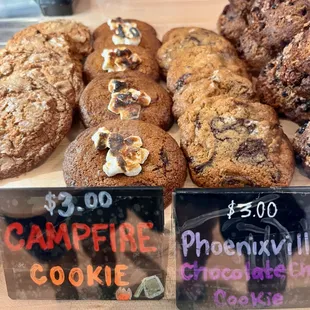 Highly recommend the campfire cookies