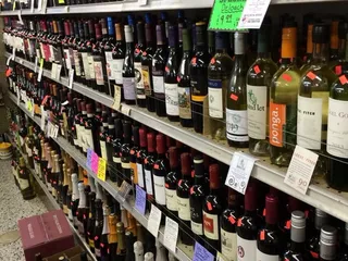Nick's Super Market