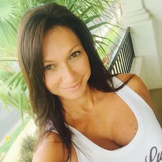 Sandie R.