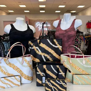 Activewear &amp; accessories