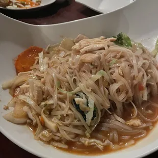 N6. Bangkok Noodle