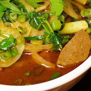 Enjoy a made-to-order Bun Bo Hue at 2Geaux Pho Bar in Harrah's New Orleans. Visit 2Geaux Pho Bar to grab a made-to-order Viet...
