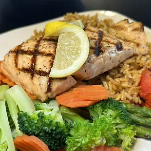 fish, grilled seafood, seafood, food, grilled fish