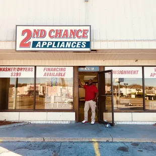 Affordable, gently used appliances