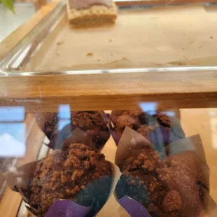 Vegan &amp; Delish ! .