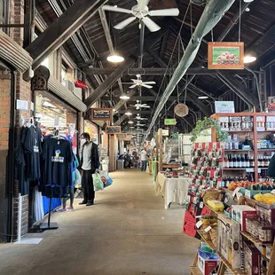 2nd St Market
