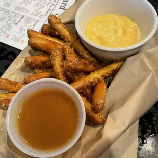 Pretzel fries