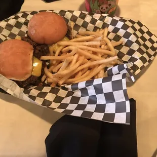 "I want McDonalds" 2 sliders and fries