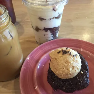 Vanilla Butter Cupcake