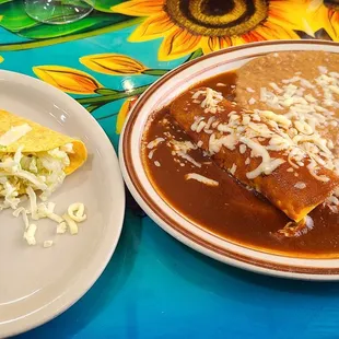 Speedy Gonzales with Enchilada, Chicken Taco and Beans was very good &amp; just $5.99 @ lunch.
