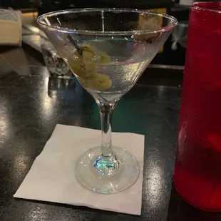 Excellent dirty martini made perfectly!