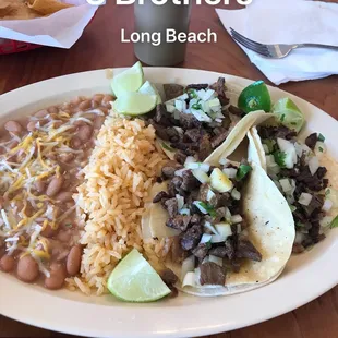 3 tacos, rice, beans with soda.. but had water. Quite place to eat. Will come again