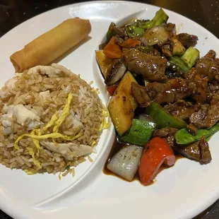 Dinner special 15. Szechuan Beef with Egg Roll Dinner Special