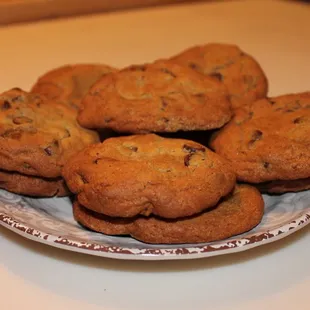 a plate of chocolate chip cookies