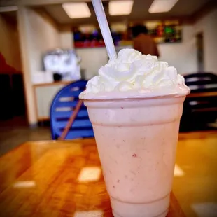 Strawberry Shake