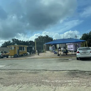 Multiple food trucks!   3 Hermanas Taqueria, Thai Time, Big Belly BBQ company,  &amp; Falafel More.