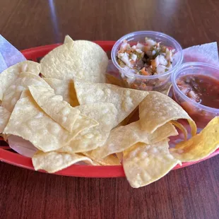 tortilla chips and salsa